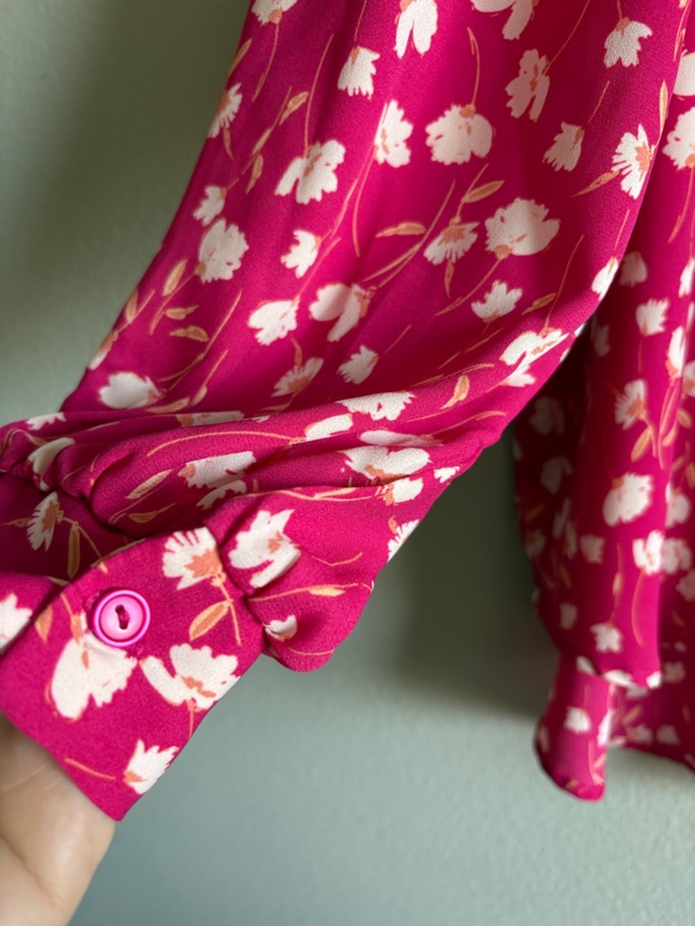 Lush Floral V-Neck Top Blouse Fuchsia Lightweight Long Sleeve Pullover Size 1X - Picture 4 of 6